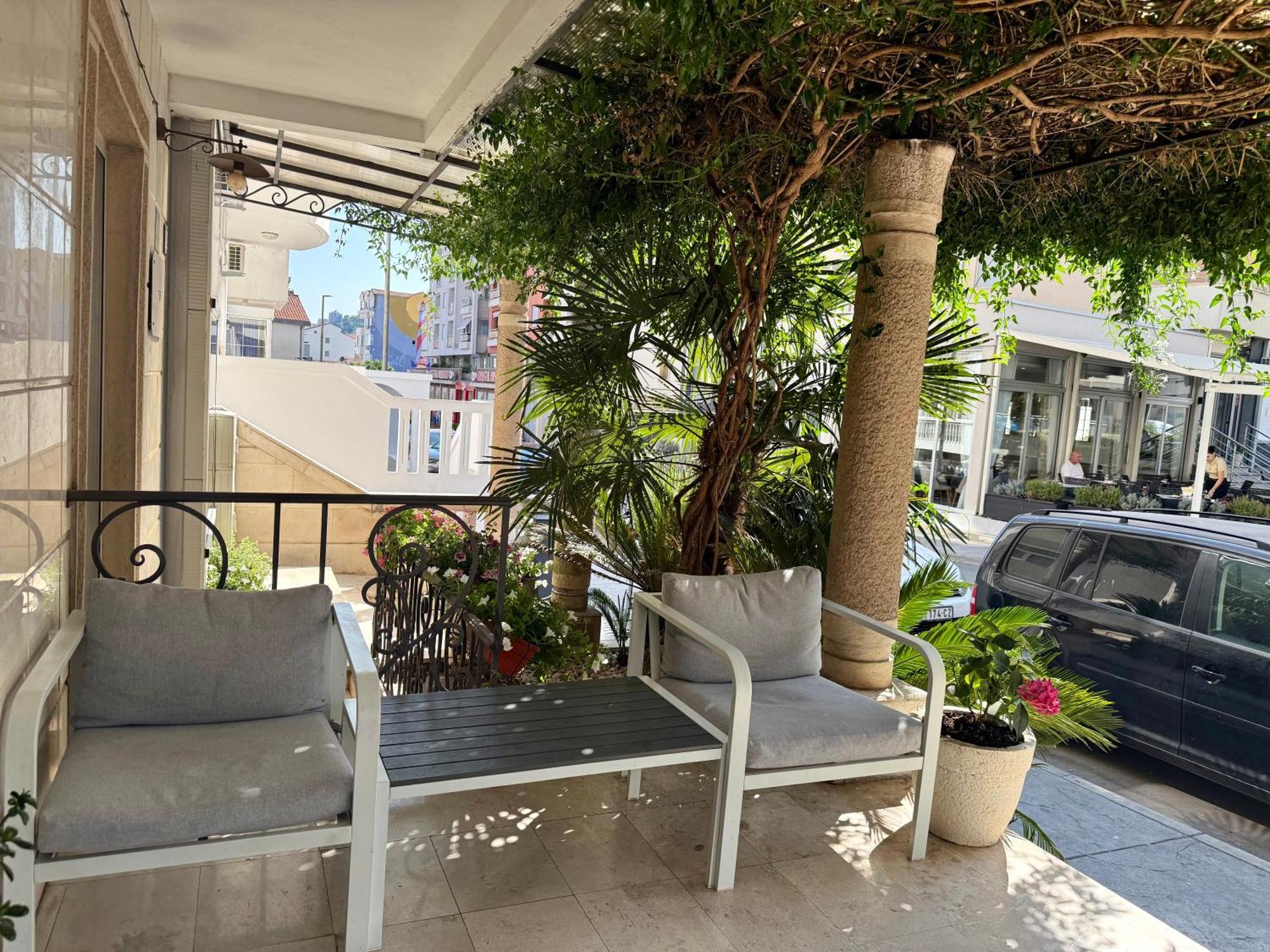 Perla Di Mare 3* בודווה